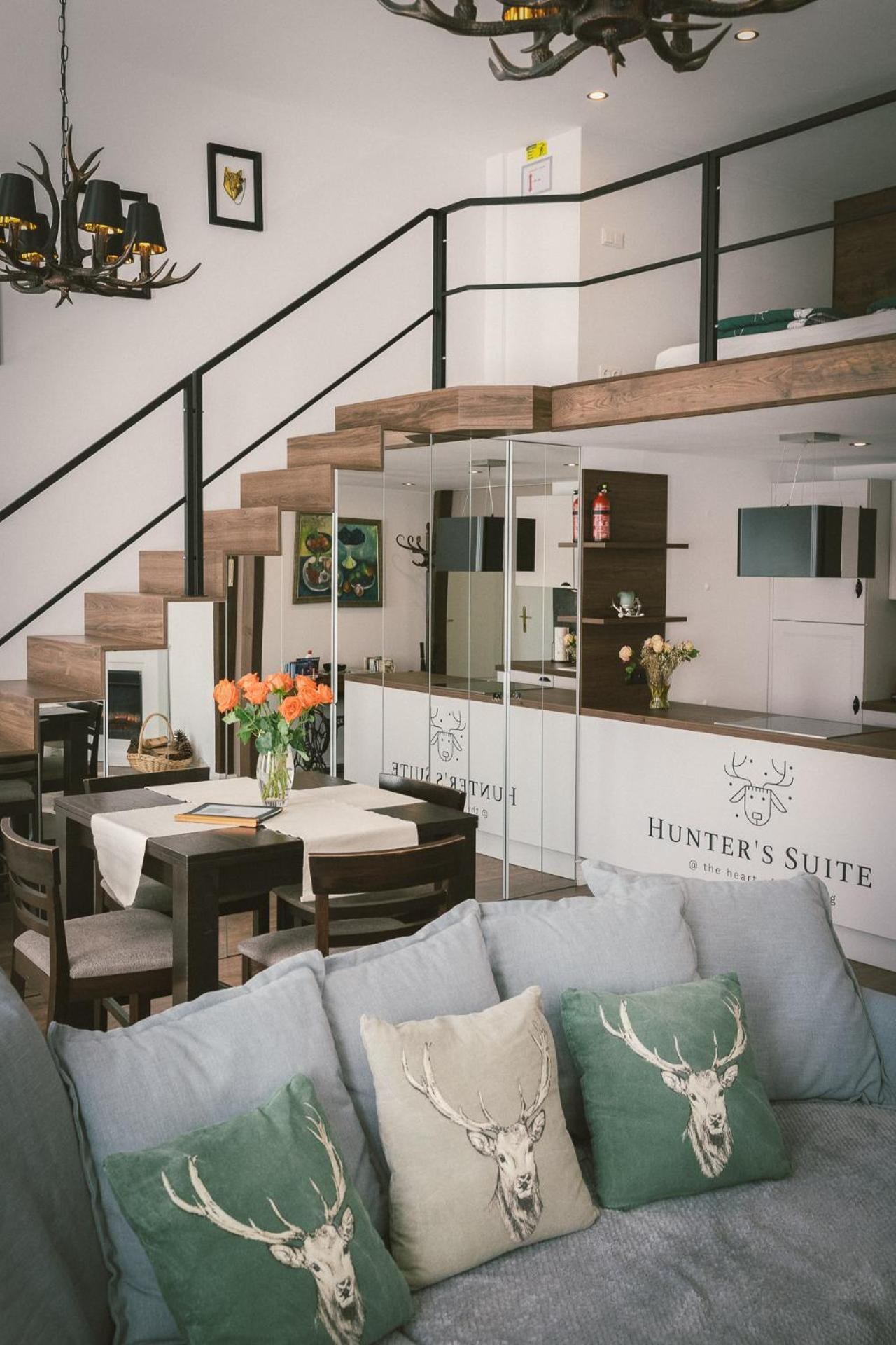 "Hunter'S Suite"- At The Heart Of Hartberg I Parking Exterior photo